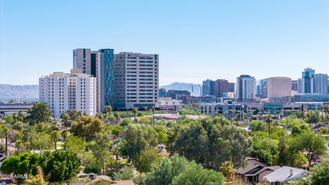 2037 N MITCHELL Street, Phoenix, AZ 85006