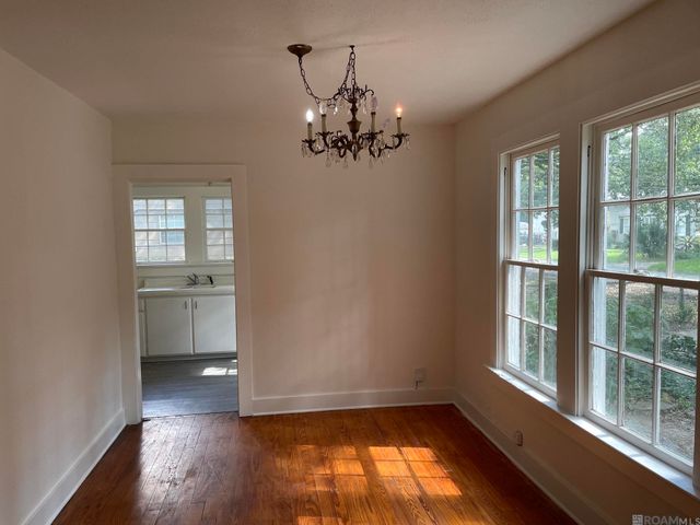240 Bellewood Dr, Baton Rouge, LA 70806