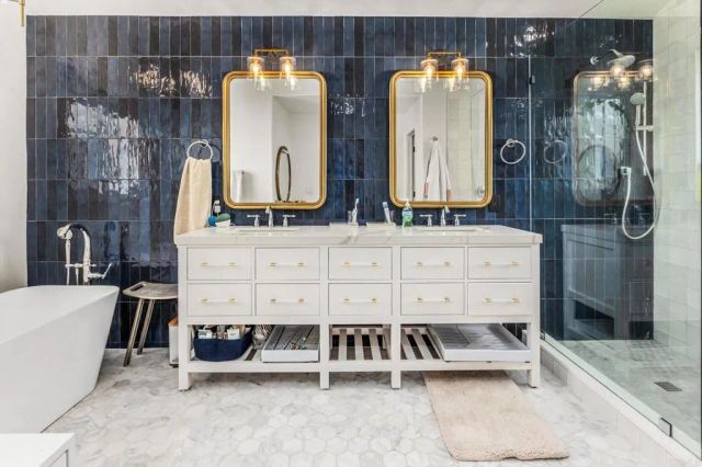 40 Spinnaker Way, Coronado, CA 92118