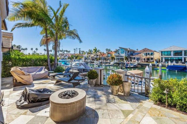 40 Spinnaker Way, Coronado, CA 92118