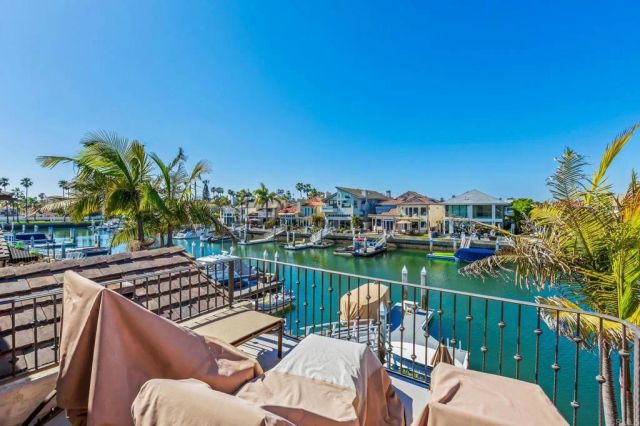 40 Spinnaker Way, Coronado, CA 92118