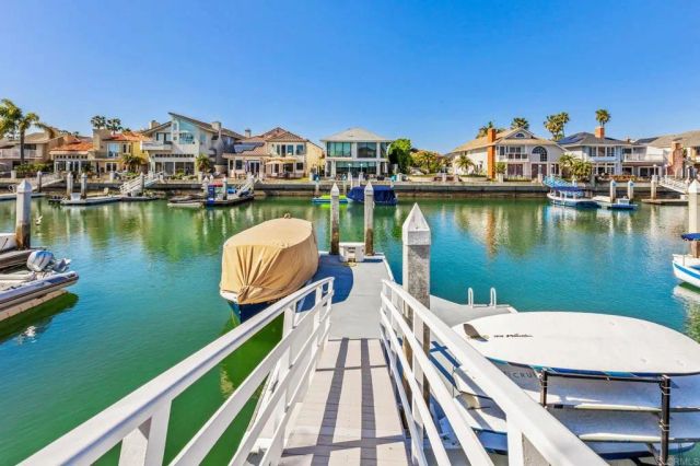 40 Spinnaker Way, Coronado, CA 92118