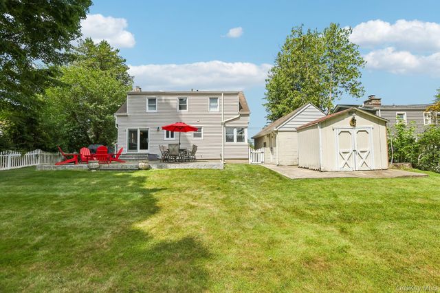 512 Westlake Drive, Valhalla, NY 10595