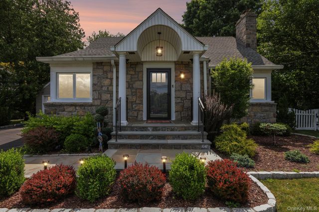 512 Westlake Drive, Valhalla, NY 10595