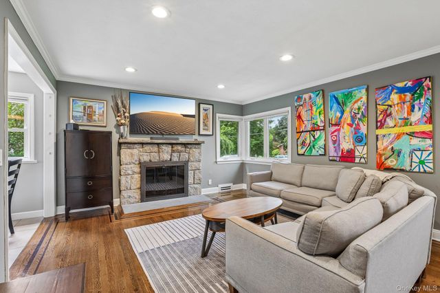 512 Westlake Drive, Valhalla, NY 10595