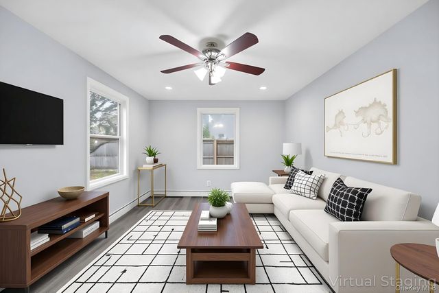 19 Admiral Street, Port Jefferson Station, NY 11776