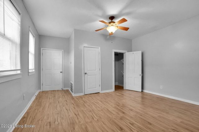 330 N 20th St, Louisville, KY 40203