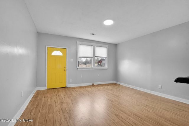 330 N 20th St, Louisville, KY 40203