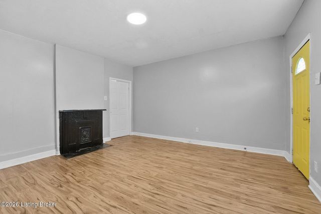 330 N 20th St, Louisville, KY 40203