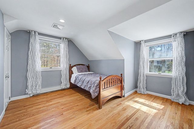 1 Phyllis Rd, Foxboro, MA 02035