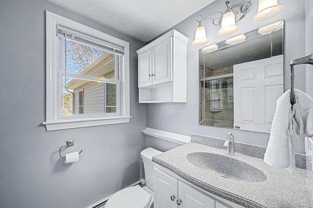 1 Phyllis Rd, Foxboro, MA 02035