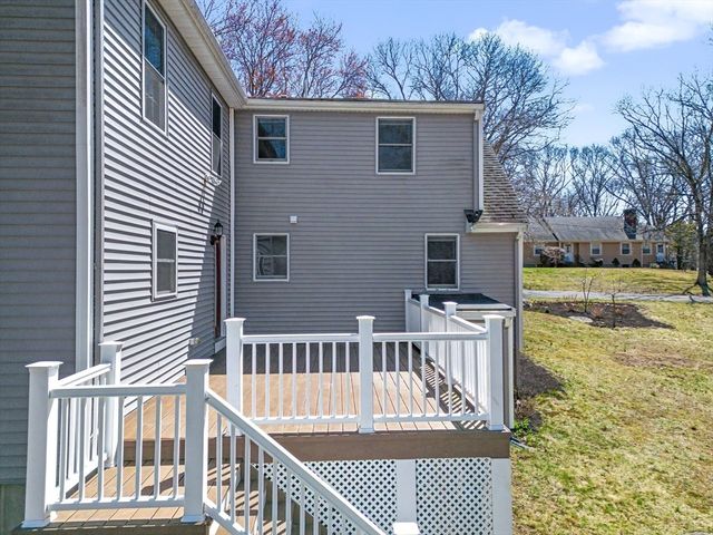 1 Phyllis Rd, Foxboro, MA 02035