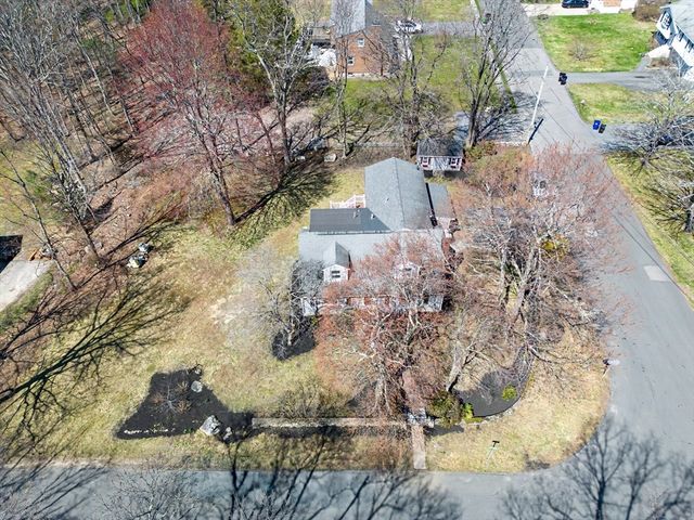 1 Phyllis Rd, Foxboro, MA 02035