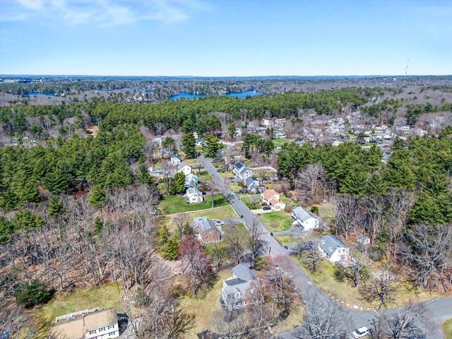 1 Phyllis Rd, Foxboro, MA 02035