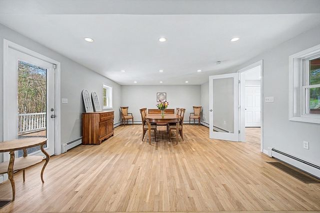 1 Phyllis Rd, Foxboro, MA 02035