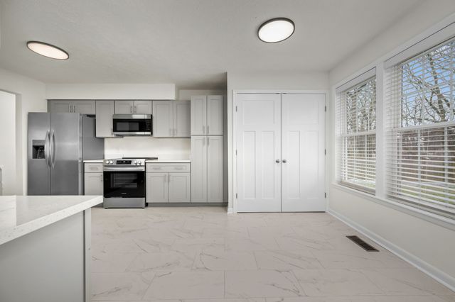 117 Sunnymeade Dr, Mount Juliet, TN 37122