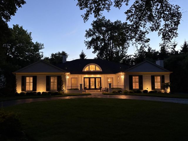 180 Westview Road, Winnetka, IL 60093