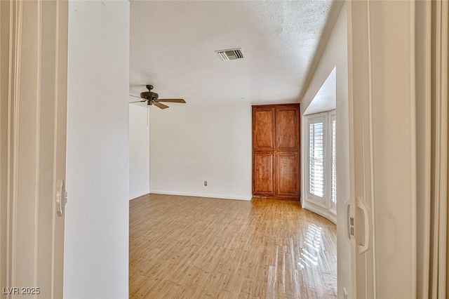 1512 Inverness Avenue, Las Vegas, NV 89102