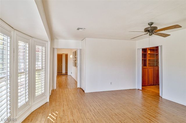 1512 Inverness Avenue, Las Vegas, NV 89102