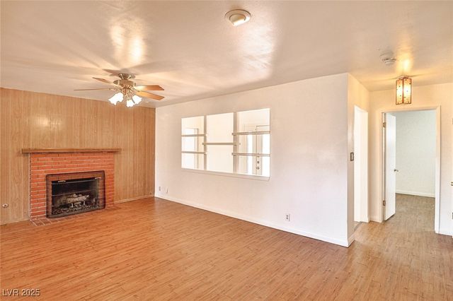 1512 Inverness Avenue, Las Vegas, NV 89102