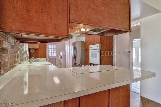 1512 Inverness Avenue, Las Vegas, NV 89102