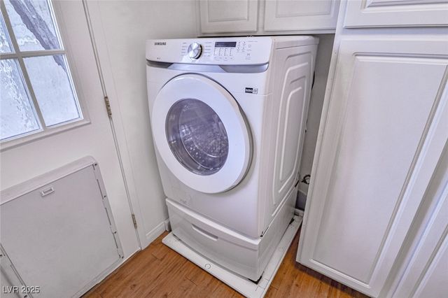 1512 Inverness Avenue, Las Vegas, NV 89102