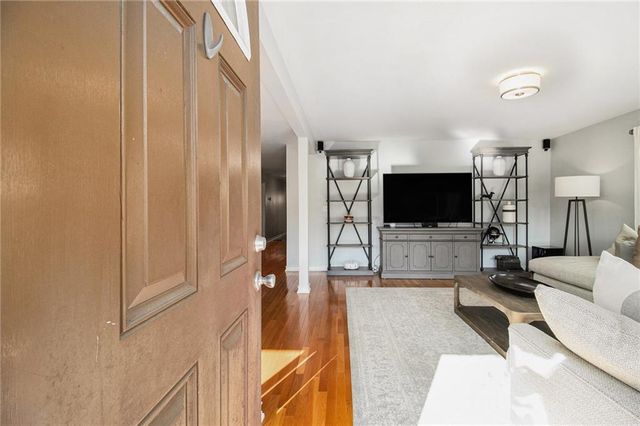 1320 Windsor NE Parkway, Atlanta, GA 30319