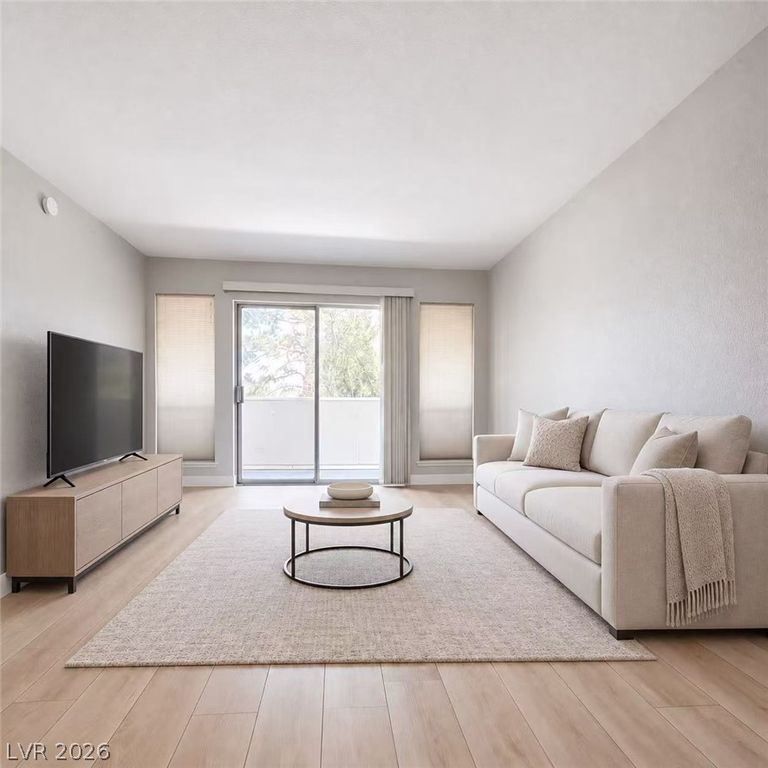 2838 Loveland Drive 1608, Las Vegas, NV 89109 — photo 3