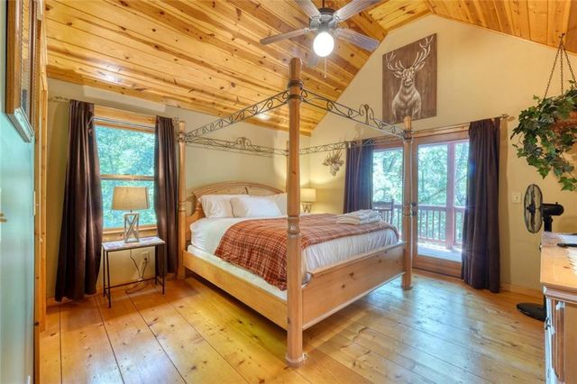 75 Carol Lane, Ellijay, GA 30540