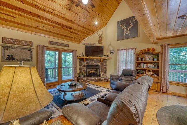 75 Carol Lane, Ellijay, GA 30540
