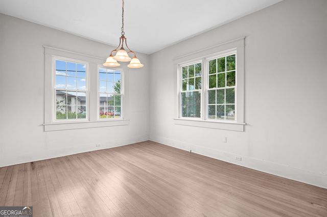 3097 E Point Street, East Point, GA 30344