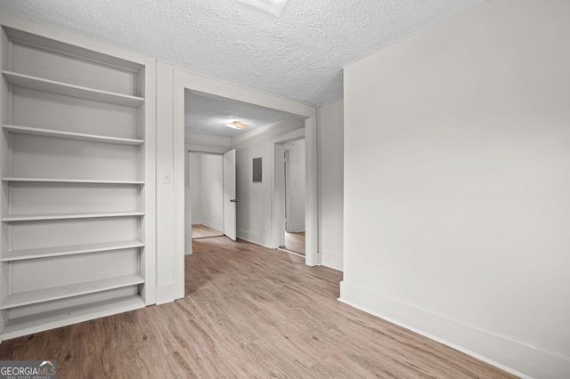 3097 E Point Street, East Point, GA 30344