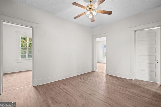 3097 E Point Street, East Point, GA 30344