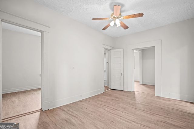 3097 E Point Street, East Point, GA 30344