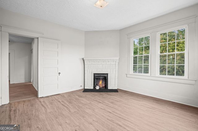 3097 E Point Street, East Point, GA 30344
