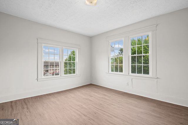 3097 E Point Street, East Point, GA 30344
