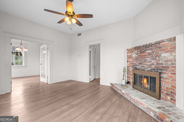 3097 E Point Street, East Point, GA 30344