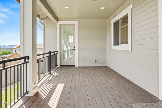 5615 Autumn Park Drive, Medford, OR 97504