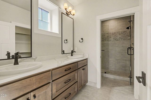 5615 Autumn Park Drive, Medford, OR 97504