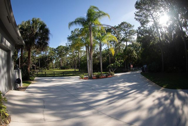 15786 Mellen Lane, Jupiter, FL 33478
