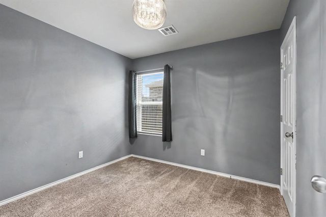 9804 Glover River Drive, Yukon, OK 73099