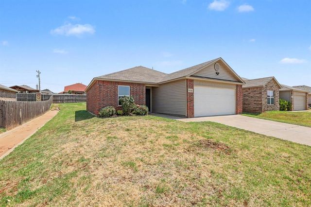 9804 Glover River Drive, Yukon, OK 73099