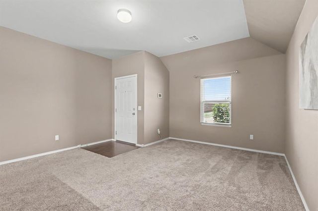 9804 Glover River Drive, Yukon, OK 73099
