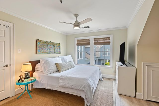 1621 Heights Boulevard 7, Houston, TX 77008