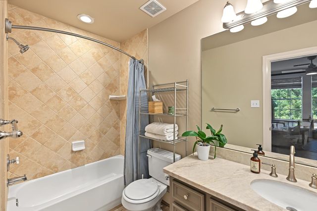 1621 Heights Boulevard 7, Houston, TX 77008