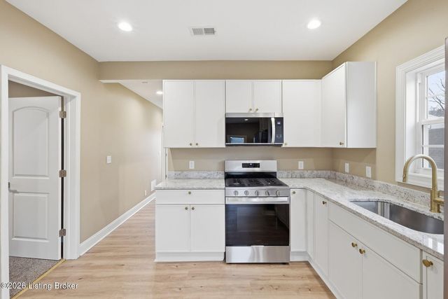 143 Mohawk Ave, Louisville, KY 40214