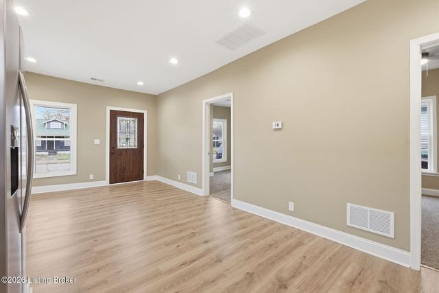 143 Mohawk Ave, Louisville, KY 40214