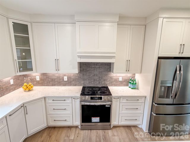 1322 Kensington Circle, Newton, NC 28658