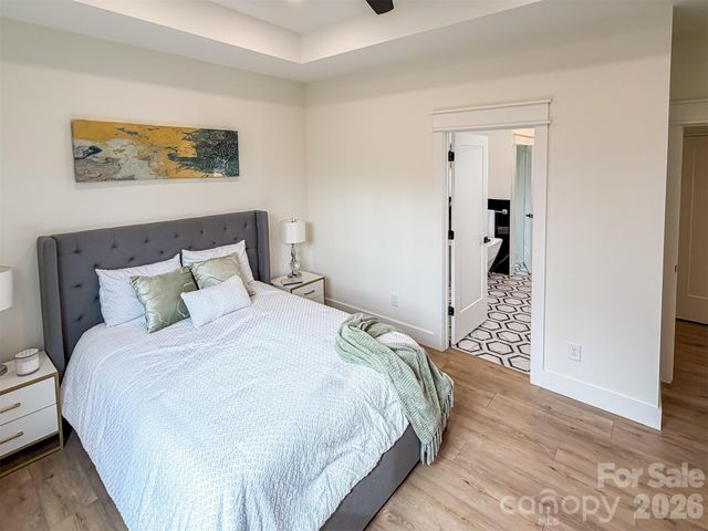 1322 Kensington Circle, Newton, NC 28658