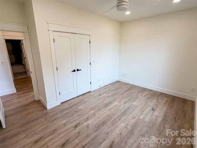 1322 Kensington Circle, Newton, NC 28658